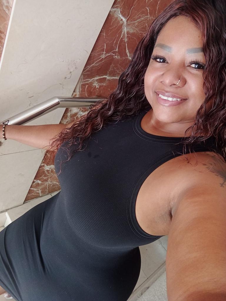 631282967: Chica busca chico en Murcia