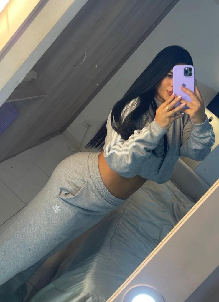 672515217: Chica busca chico en Murcia