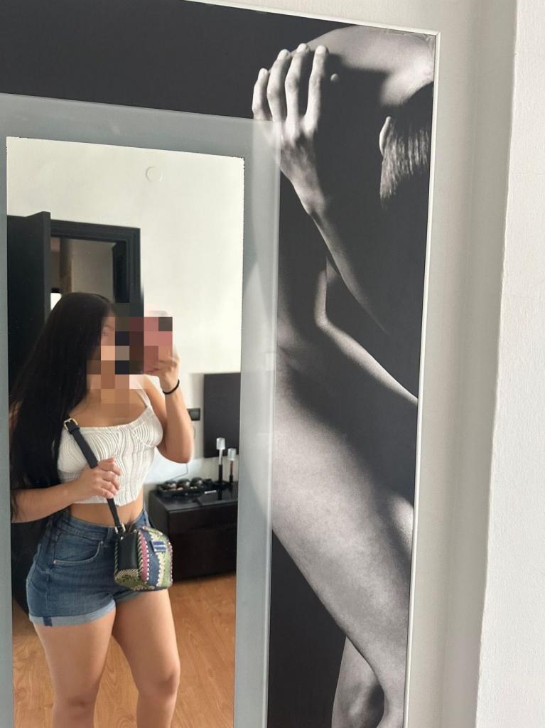 641005767: Chica busca chico en Málaga