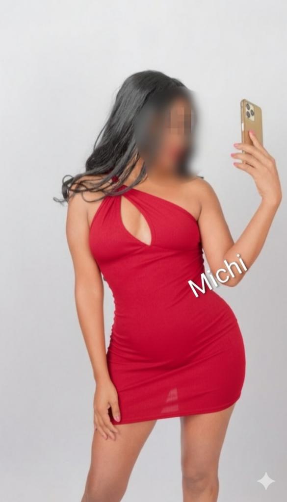 604195643: Chica busca chico en Pontevedra
