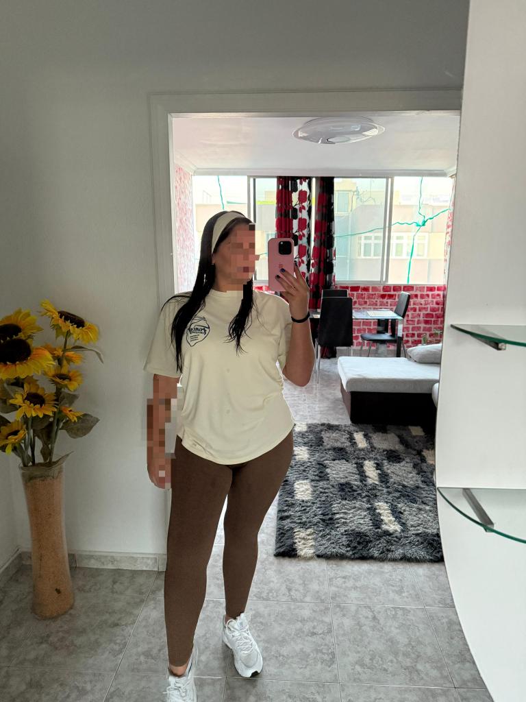 643767351: Chica busca chico en Las Palmas