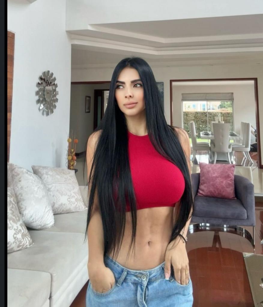 631725644: Chica busca chico en Jaén