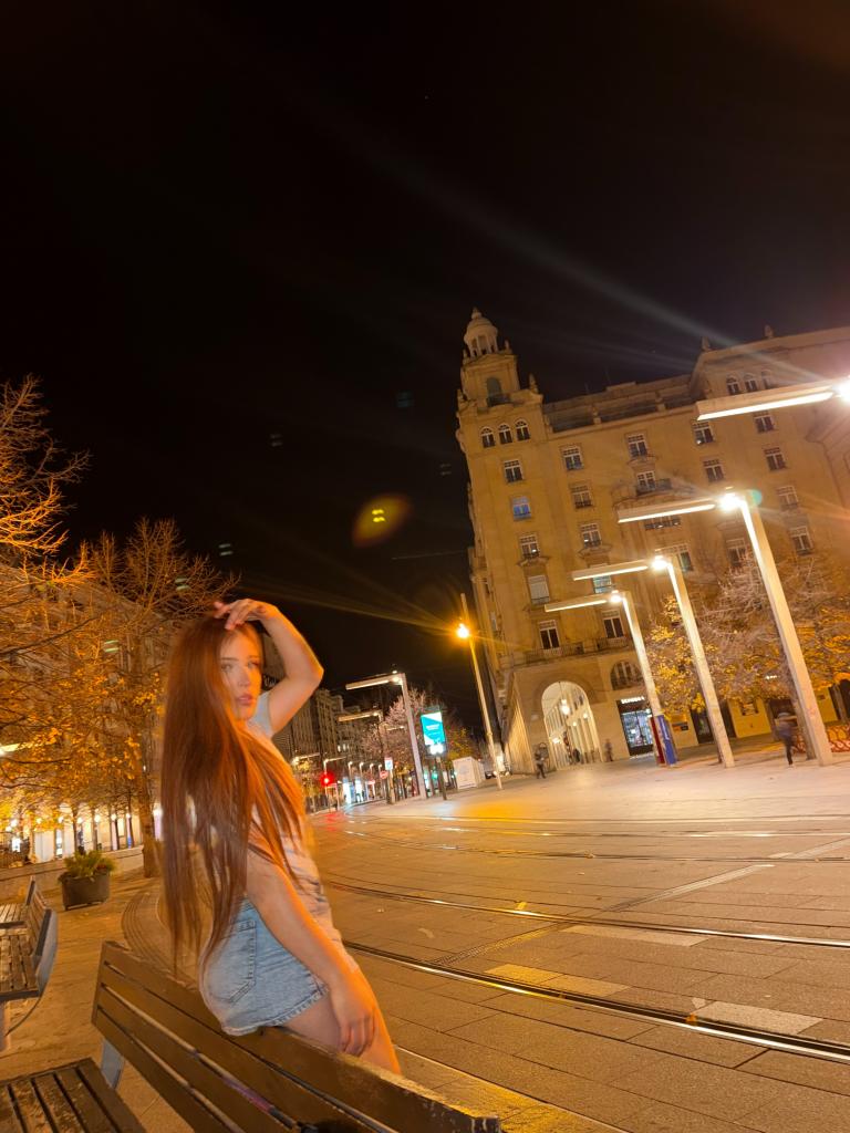 687805823: Transexual en Navarra