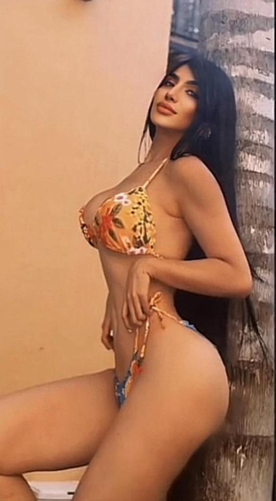 Chica busca chico en Málaga: Chica busca chico