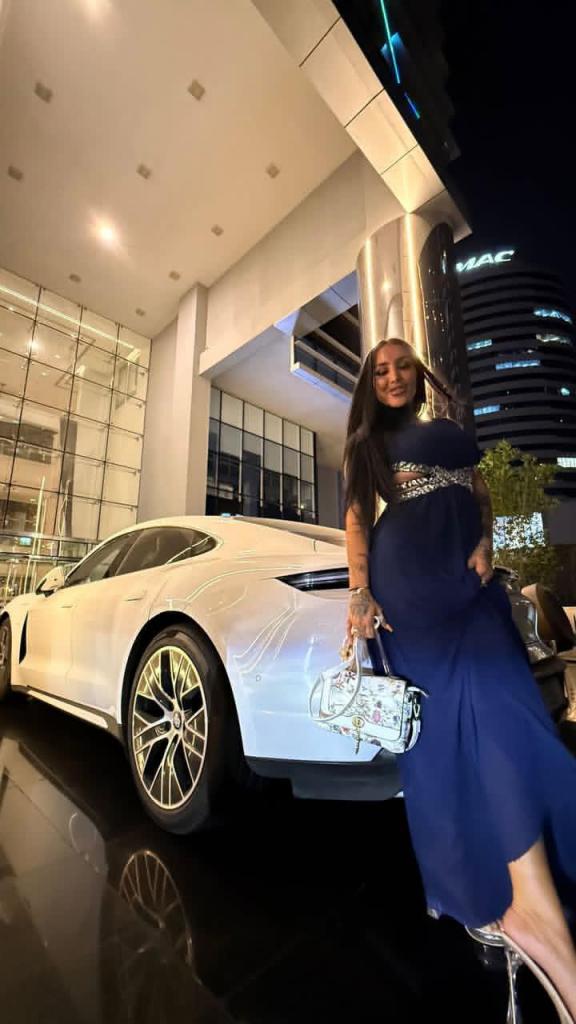 627784147: Chica busca chico en Málaga