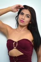 610880239: Chica busca chico en Ibiza