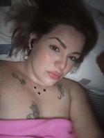 647034193: Chica busca chico en Granada