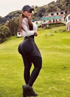 613780846: Chica busca chico en Sevilla