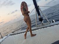 666299210: Chica busca chico en Ibiza