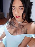 614247371: Travesti en León