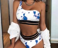 611215308: Chica busca chico en Madrid