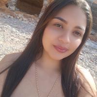 613232055: Chica busca chico en Ibiza