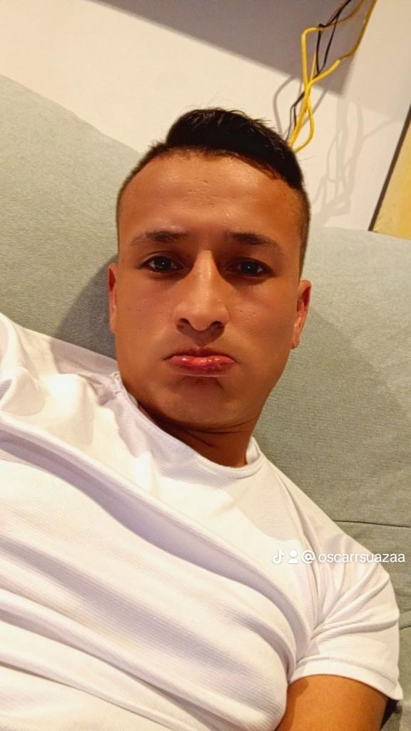 602053017: Chico busca chica en Valencia