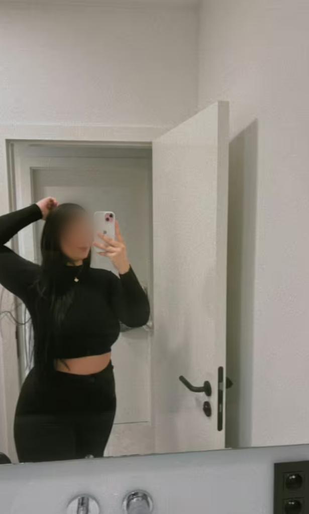 613861854: Chica busca chico en Cádiz