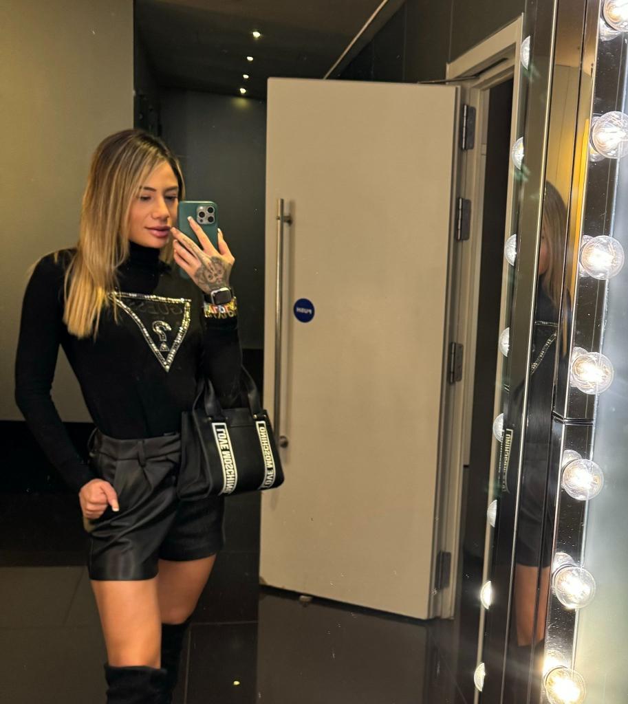 Chica busca chico en Barcelona: 