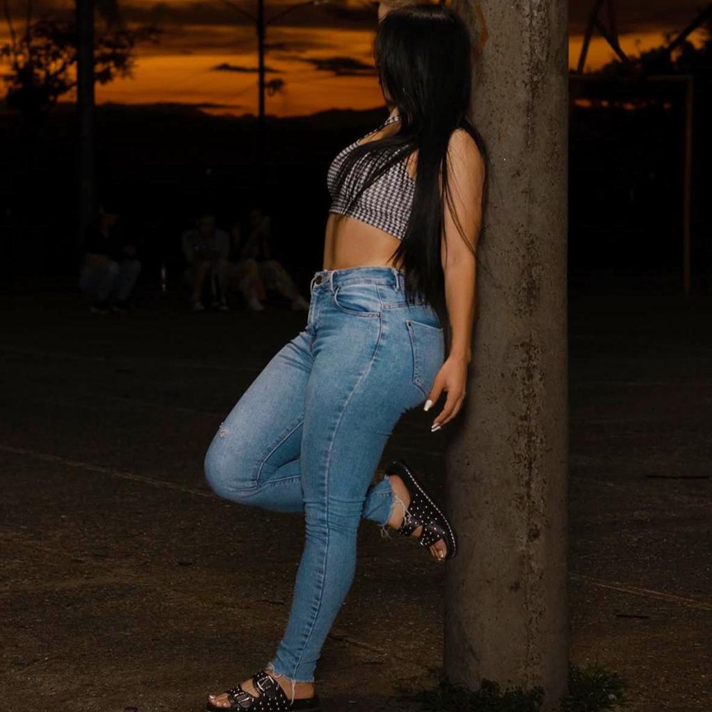 Chica busca chico en León: 