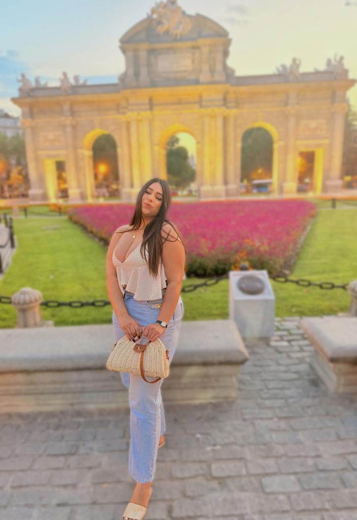 634635699: Chica busca chico en Valencia