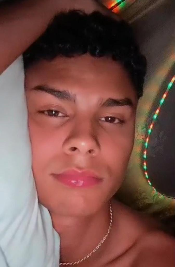 675521598: Chico busca chica en Tenerife