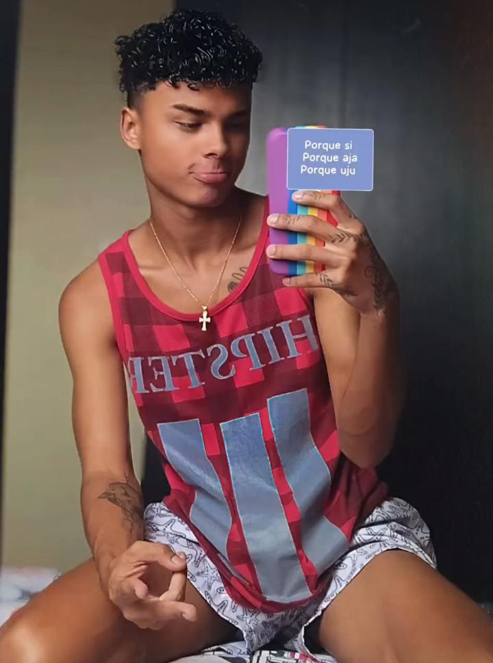 675521598: Chico busca chica en Tenerife