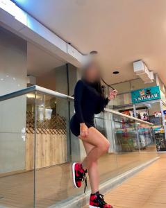 Chica busca chico en Granada: 