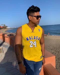 Chico busca chica en Málaga: 