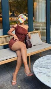 Chica busca chico en Huelva: 