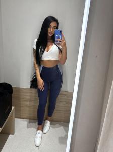 670994947: Chica busca chico en Málaga