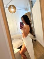 672896705: Chica busca chico en Barcelona