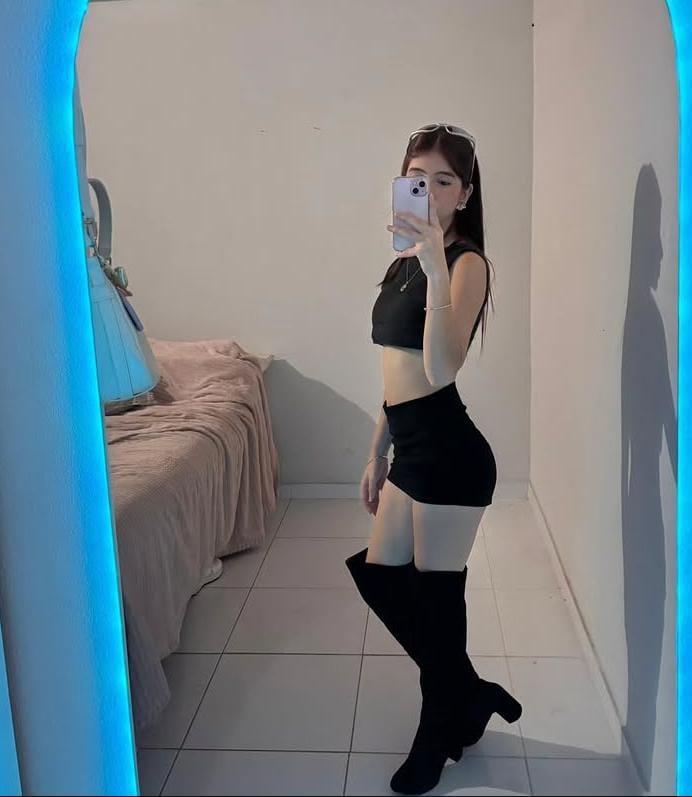 614097998: Chica busca chico en Málaga