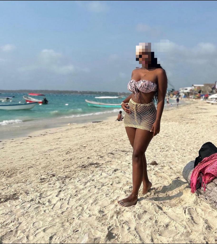 Chica busca chico en Almería: 