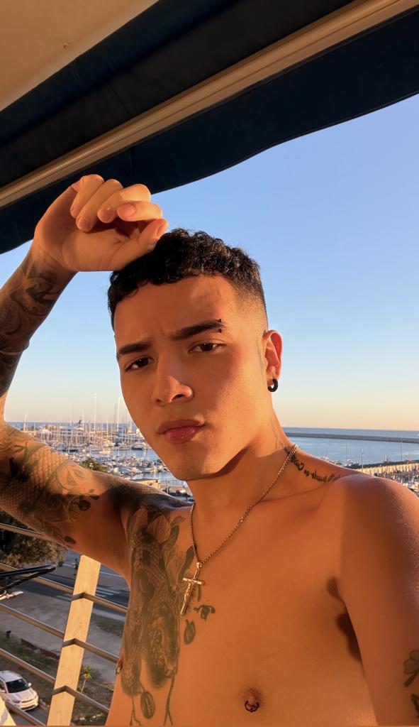 643701664: Chico busca chica en Barcelona