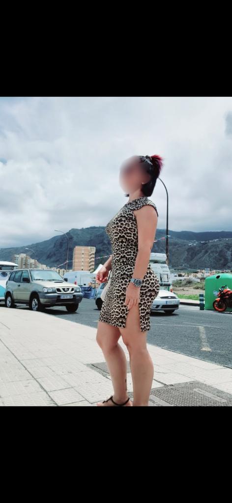 Chica busca chico en Tenerife: 