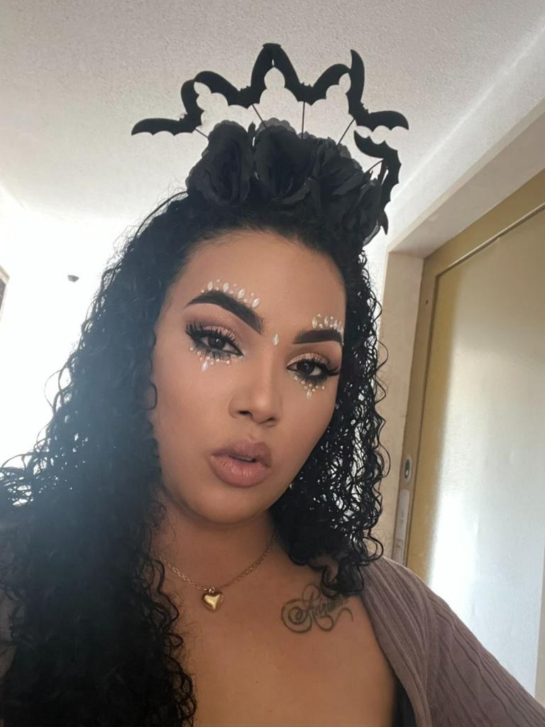 Chica busca chico en Granada: 