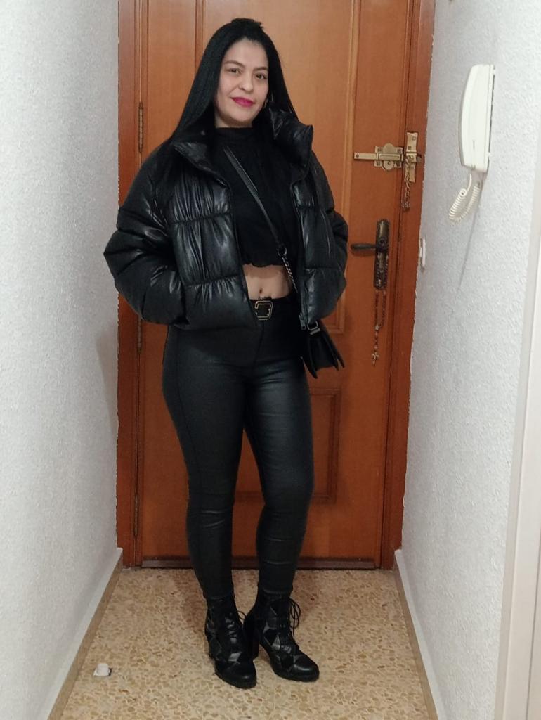 Chica busca chico en Granada: 