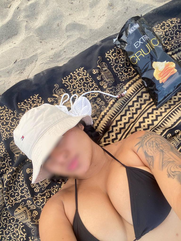 614705209: Chica busca chico en Alicante