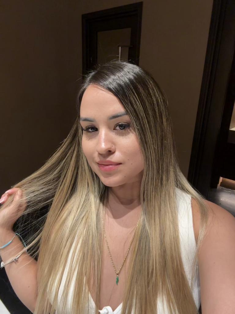 654984323: Chica busca chico en Cantabria