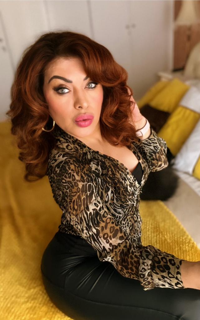 645139568: Transexual en Castellón