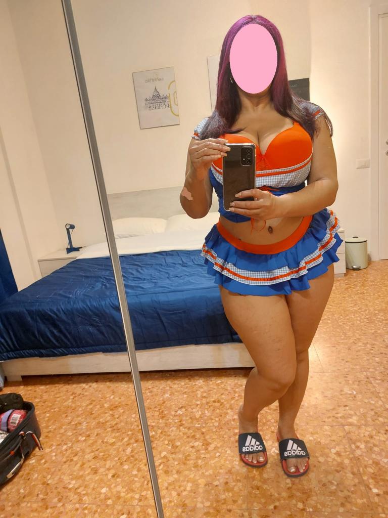 602414632: Chica busca chico en Madrid