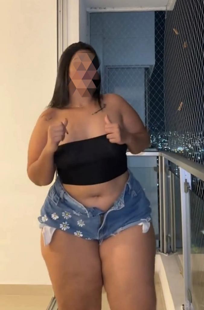 Chica busca chico en Cádiz: 