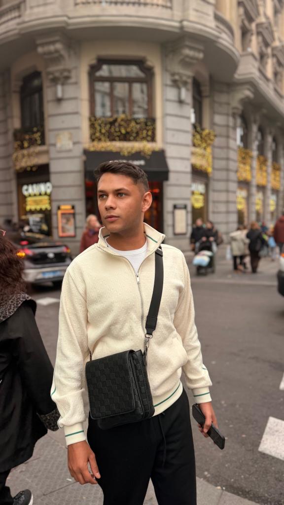 Chico busca chica en Murcia: 