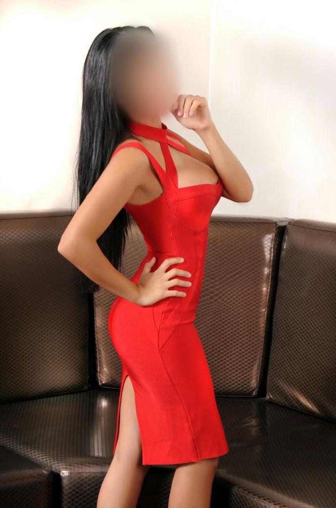 637758907: Chica busca chico en Barcelona