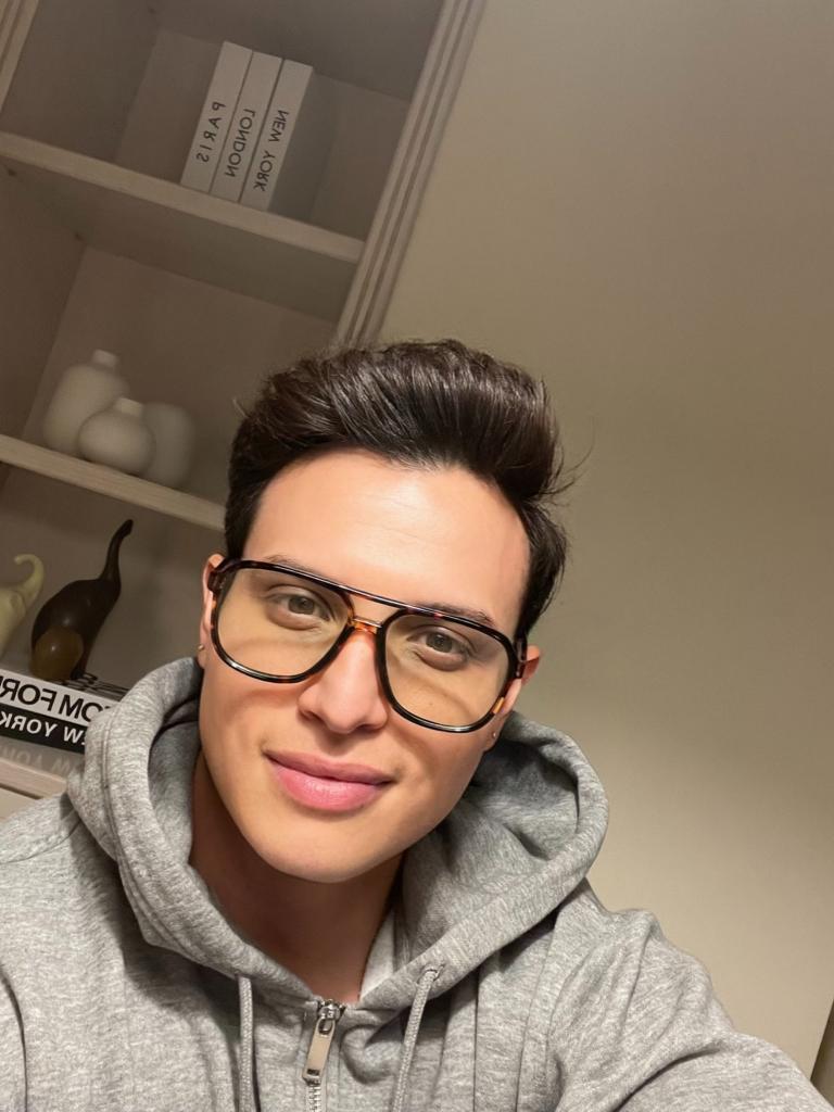 Chico busca chica en Alicante: 