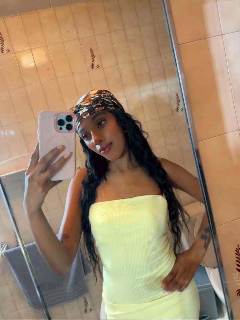 Chica busca chico en Tarragona: Chica busca chico