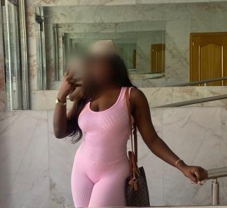 644865667: Chica busca chico en Navarra