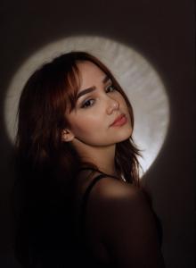 612259980: Chica busca chico en Sevilla