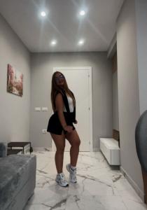 602406771: Chica busca chico en Tenerife