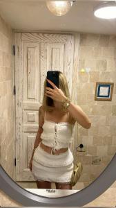 624803618: Chica busca chico en Sevilla