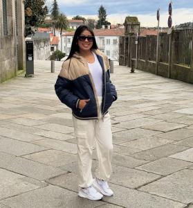 614527258: Chica busca chico en La Coruña