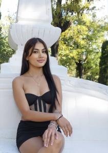 632979198: Chica busca chico en Barcelona