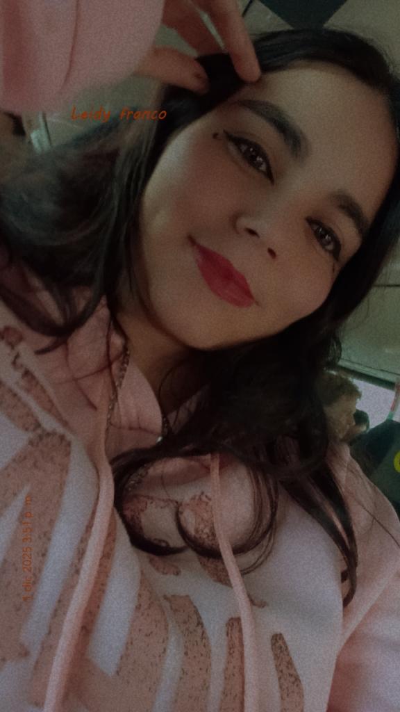 Chica busca chico en Tenerife: 